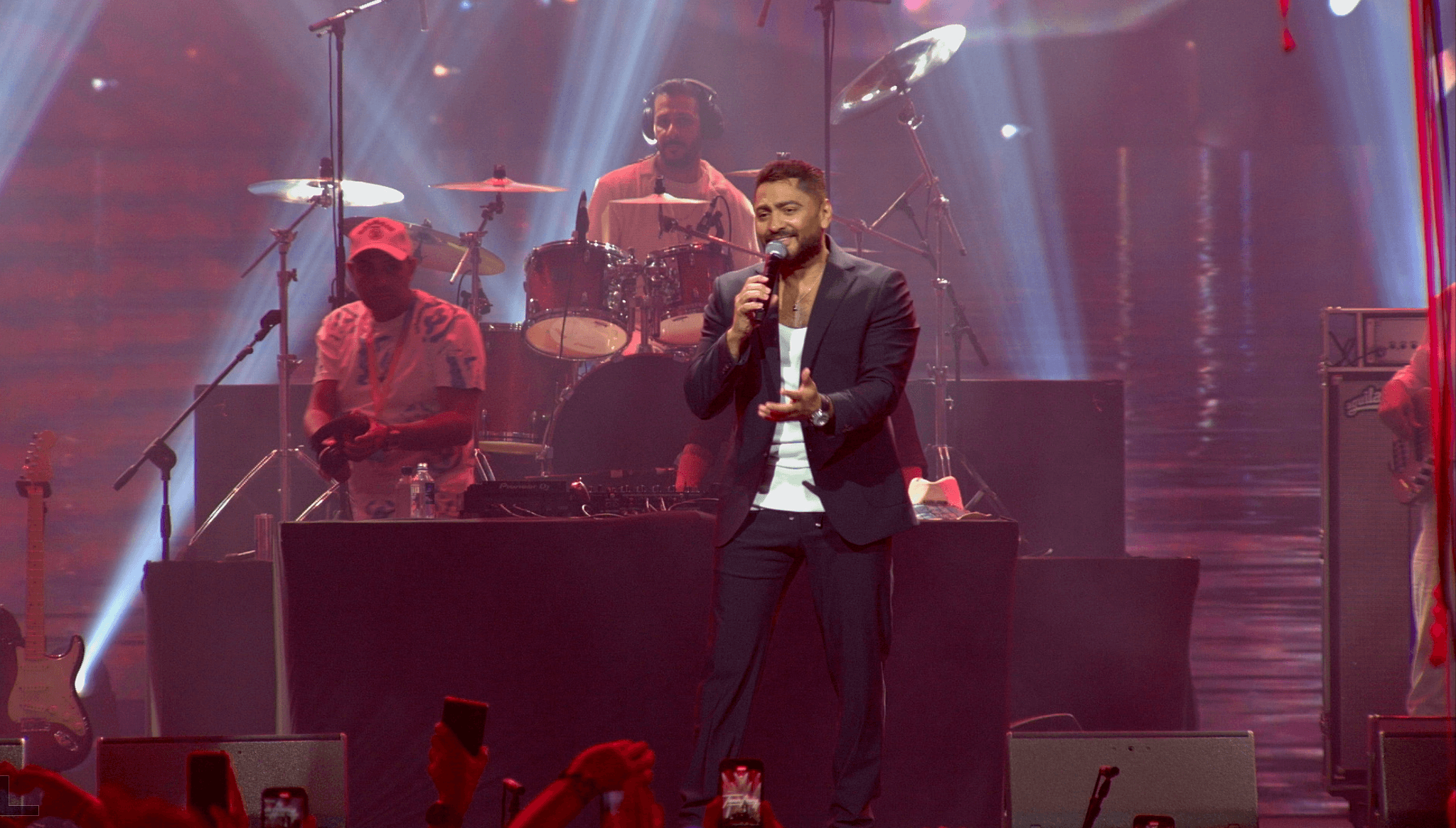 Tamer Hosny — Live in Bahrain, 2025 4
